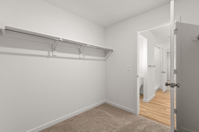 Building Photo - 6155 Drum Pl