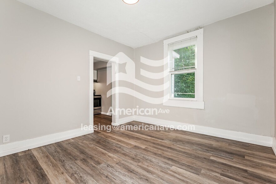 Building Photo - 822 15th St
