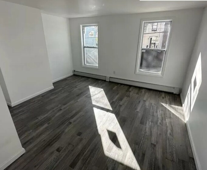 Building Photo - 55 Emmet St