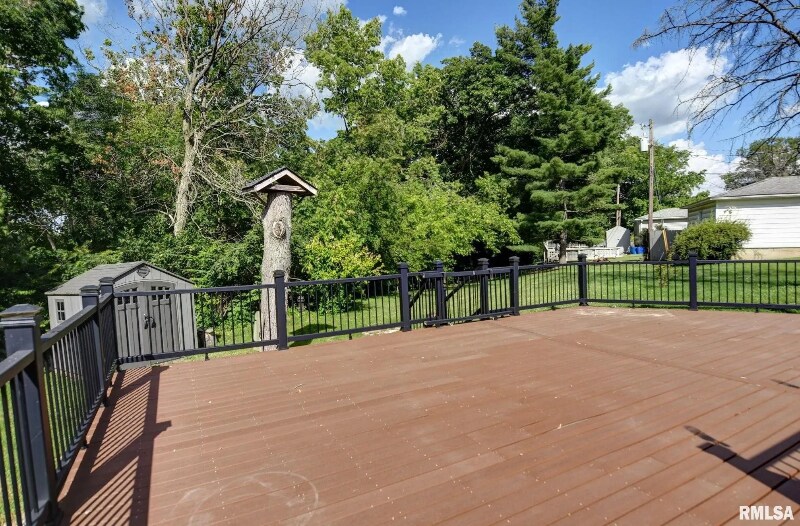 Building Photo - 26 Sandcreek Dr