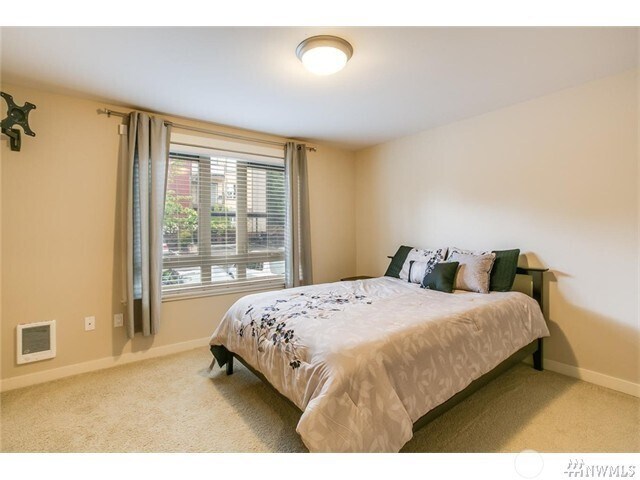 Spacious Bedroom with full length of room closets - 15140 NE 82nd St