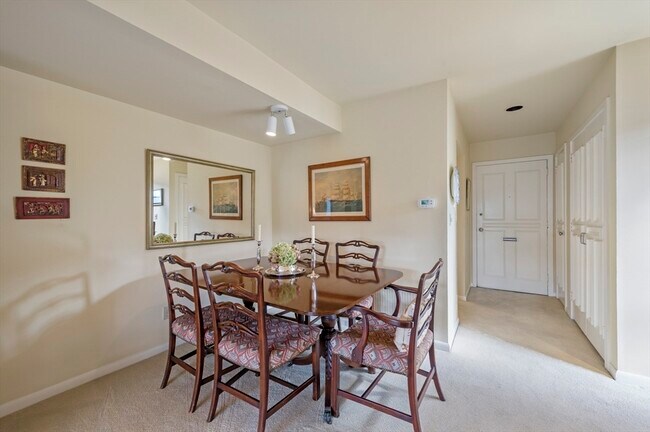 Building Photo - 9 Skinners Path