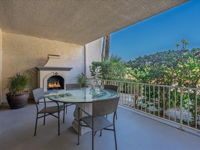 Building Photo - 899 Island Dr