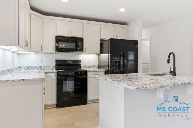 Building Photo - 14320 Southern Ave