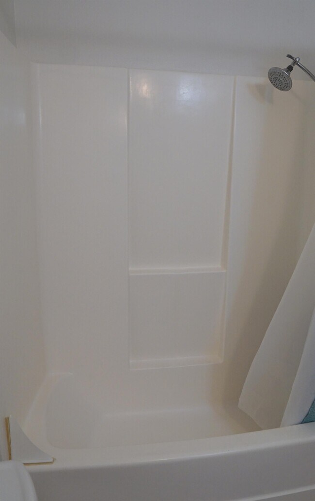 Building Photo - 6087 Montecito Cir