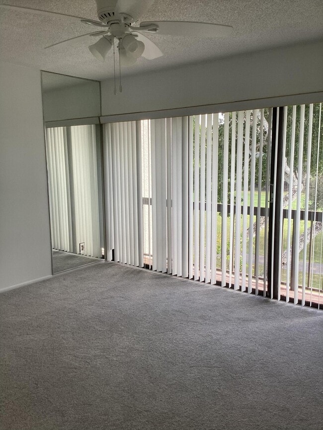 Building Photo - 00 Bridgewood Dr