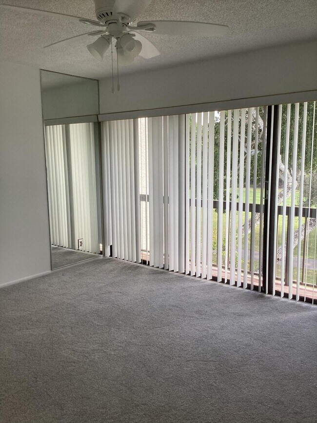 Building Photo - 2308 Bridgewood Dr