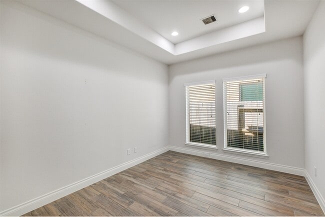 Building Photo - 10835 High Red Mesa