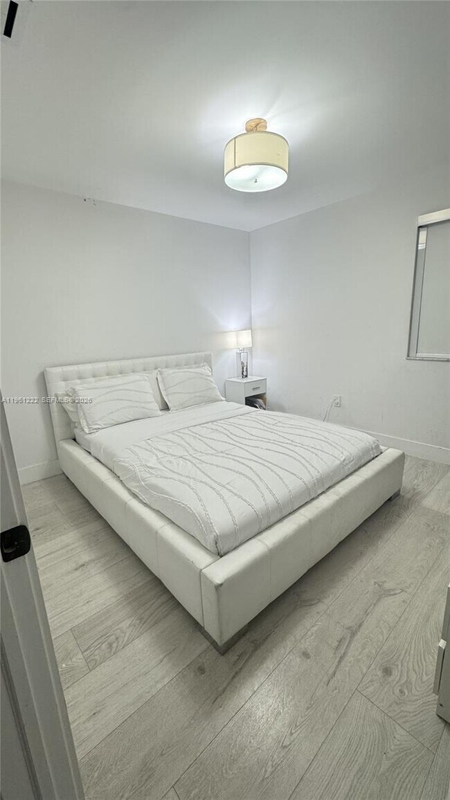 Building Photo - 11340 NW 52nd Ln