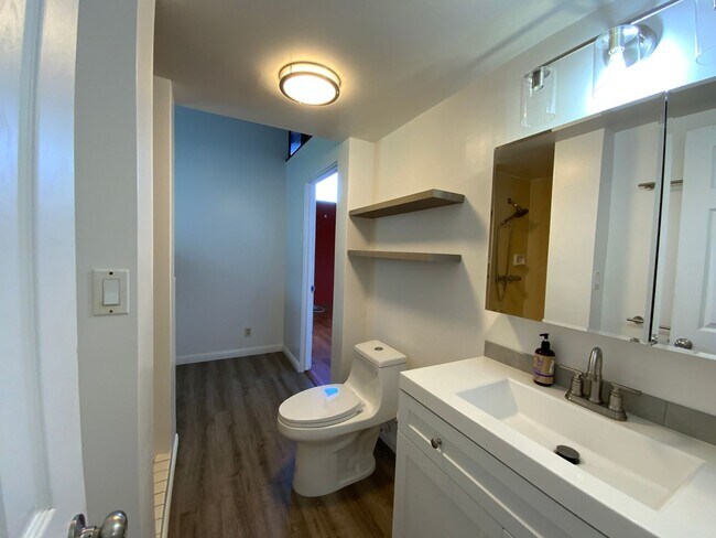 Building Photo - SPACIOUS 4 BEDROOM AHUIMANU SINGLE FAMILY HOME WITH ENCLOSED GARAGE