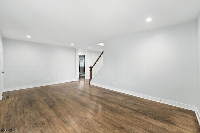 Building Photo - 37-06 Ferry Heights
