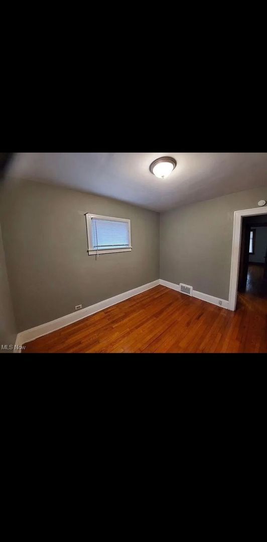 Building Photo - 4078 E 143rd St