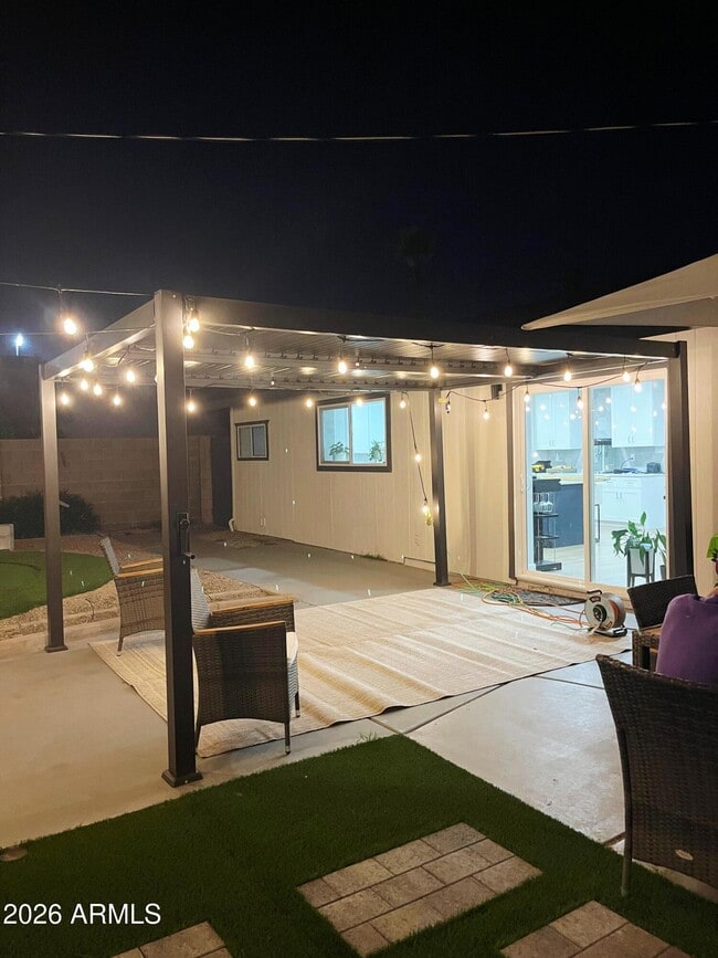 Building Photo - 6413 E Holly St