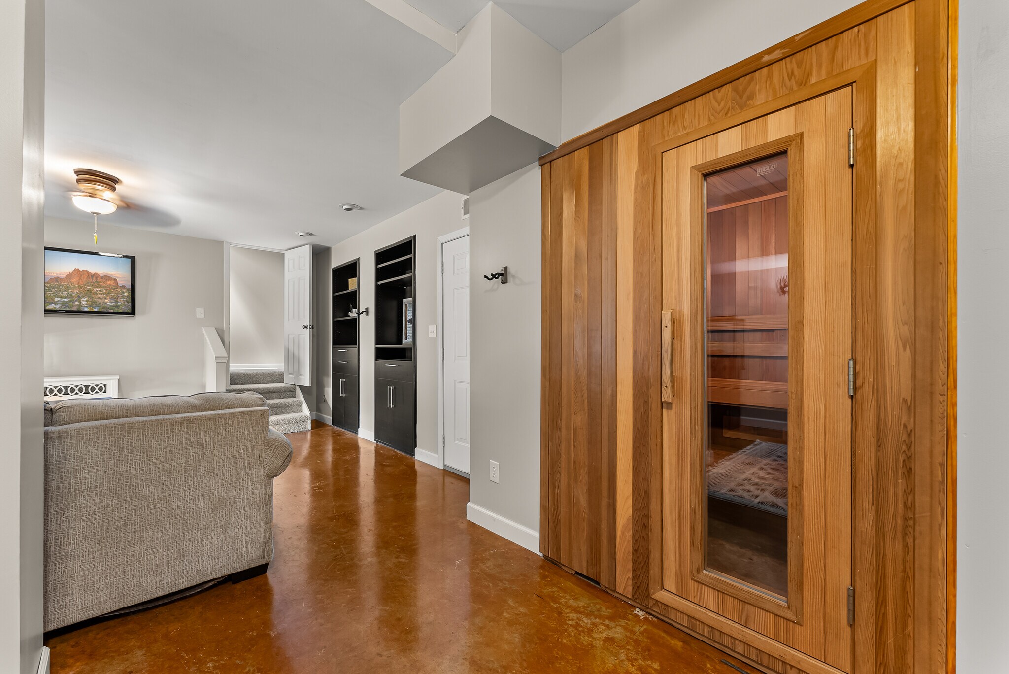 Building Photo - 9711 Pine Point Dr
