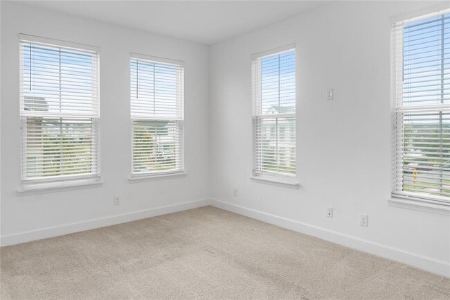 Building Photo - 13402 Stoddart Ave