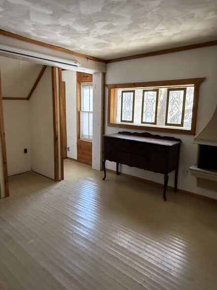 Family Room - 15 Wabank Rd