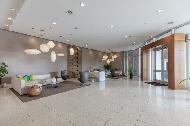 Building Photo - 5925 Almeda Rd