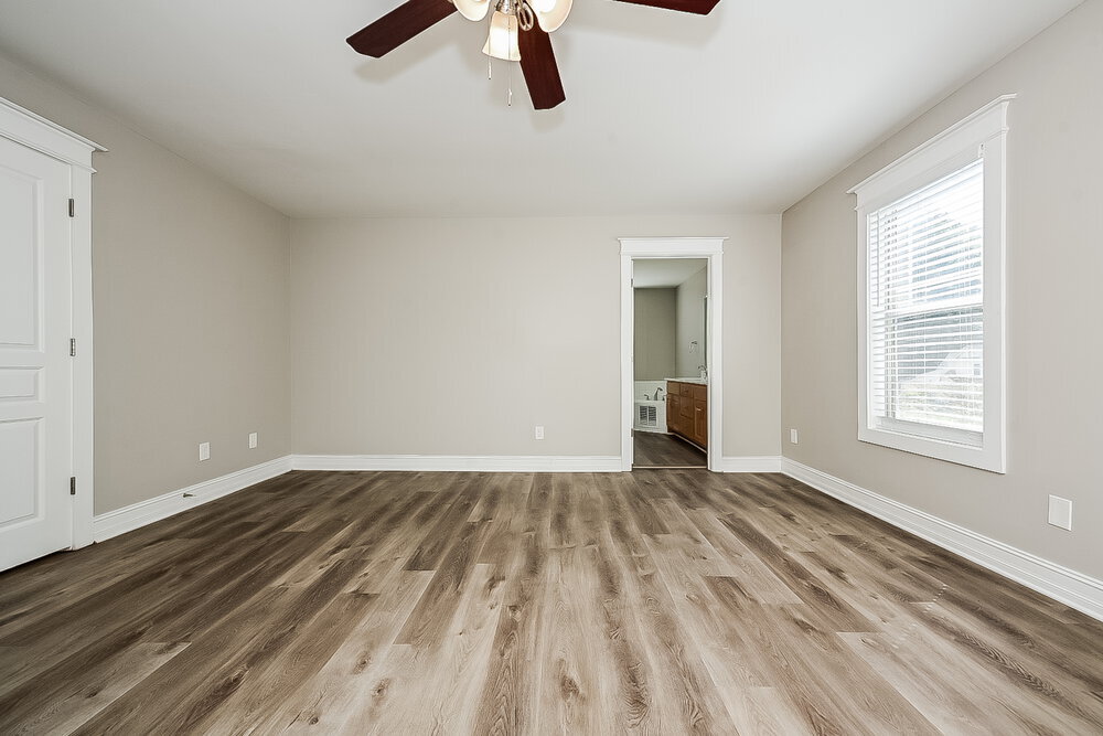 Building Photo - 120 Memory Ln