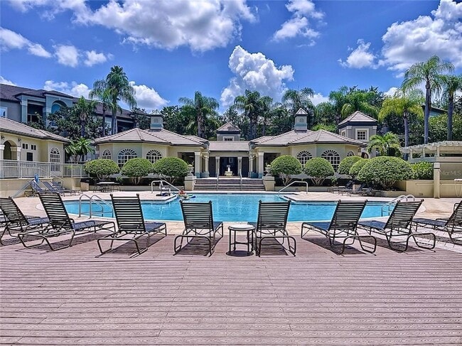 Building Photo - 704 Seagate Dr