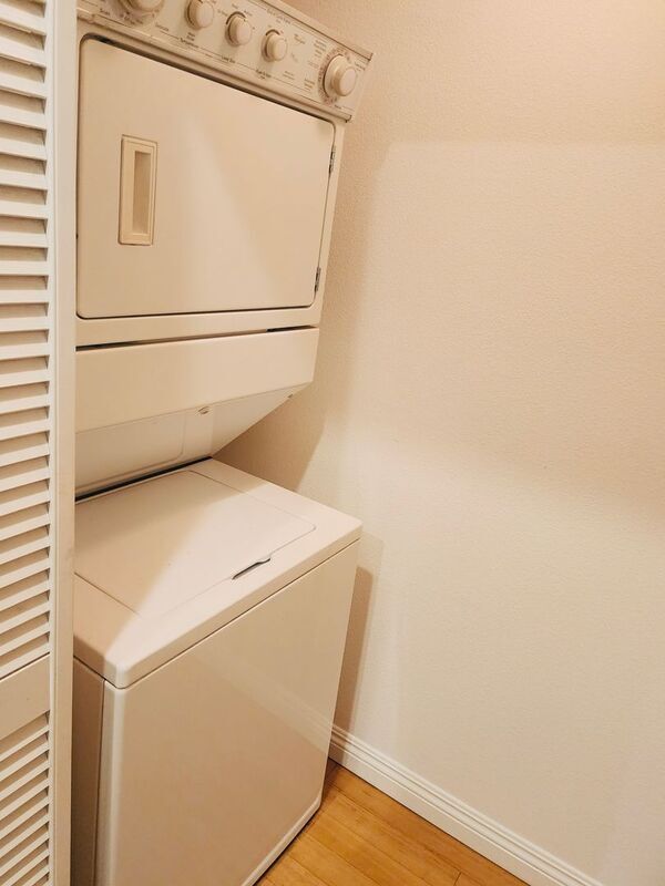 Building Photo - 2463 Watermarke Pl