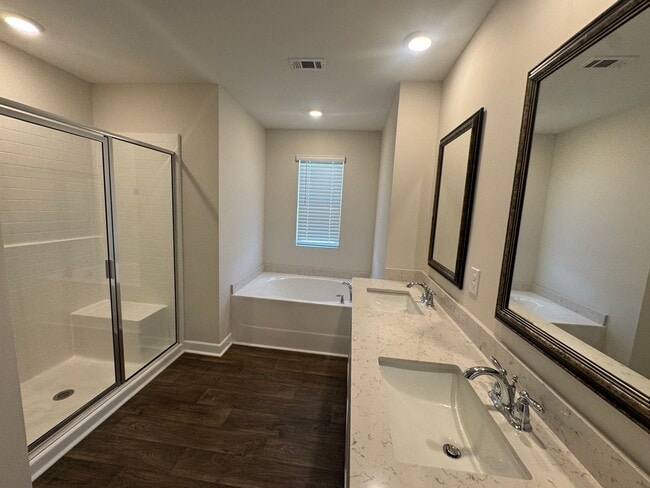 Building Photo - New Construction Community Home with 5 BEDROOMS!