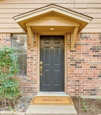 Building Photo - 5714 Cedar Creek Dr