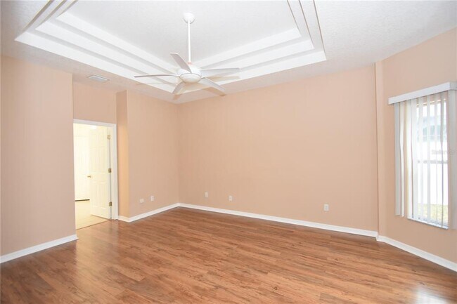 Building Photo - 11 Ellsworth Dr