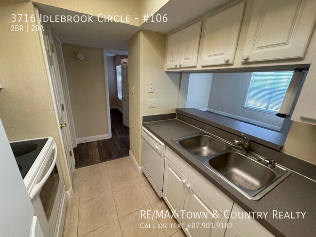 Building Photo - 3716 Idlebrook Cir
