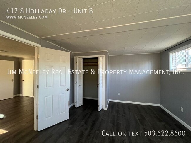 Building Photo - 417 S Holladay Dr