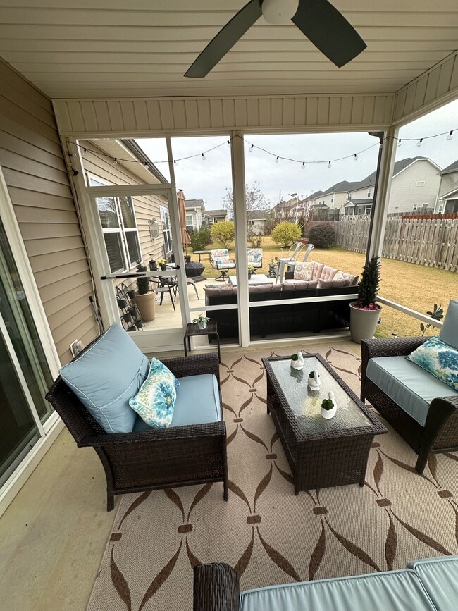 Building Photo - 335 National Dr