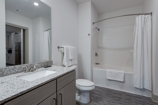 Building Photo - 950 Brittany Park Dr