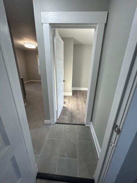 Building Photo - 46 Beech St