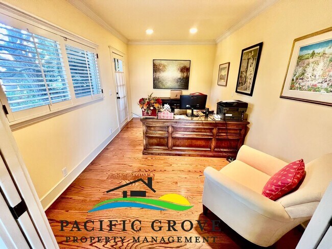 Building Photo - Lovely Ocean View Home Available NOW!