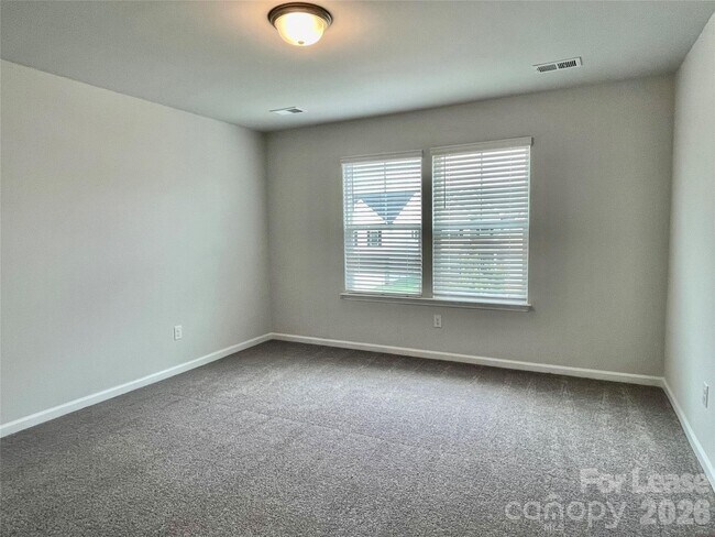 Building Photo - 3174 Laurel Brk Dr