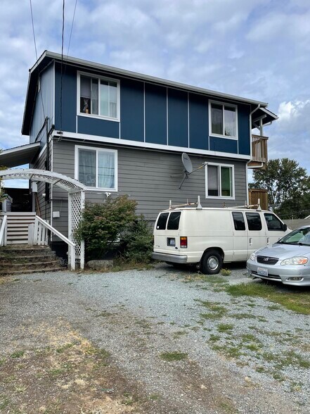 Building Photo - 320 S Henderson St