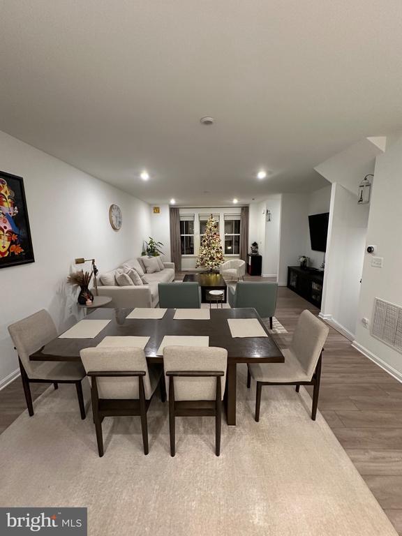 Building Photo - 310 Andrew Ct