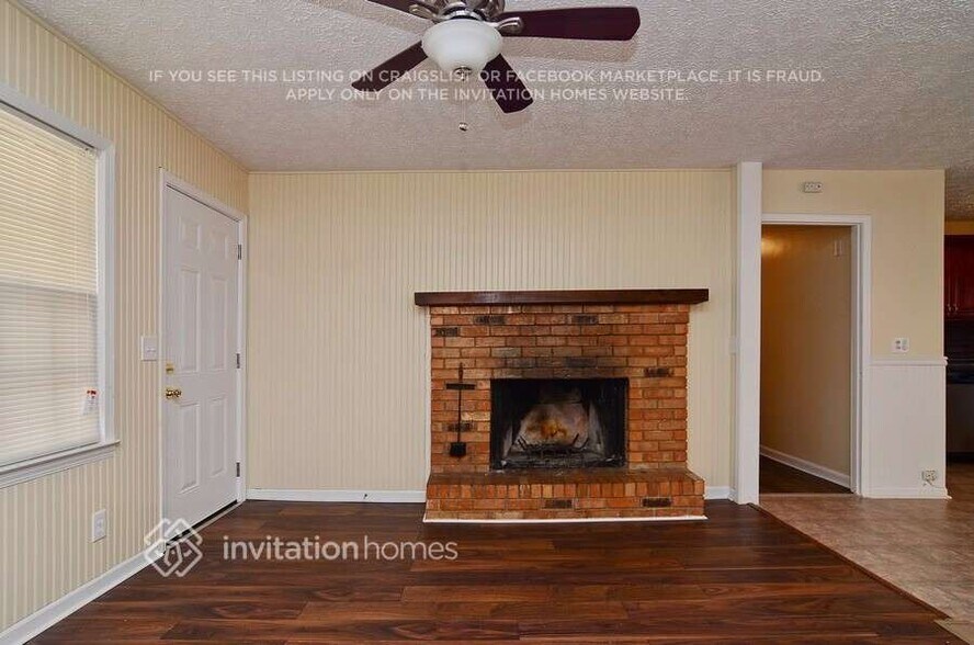 Building Photo - 4732 Woods Valley Dr
