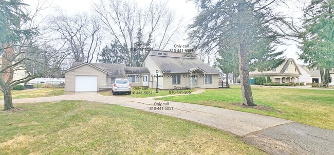 Building Photo - 3697 Floretta St