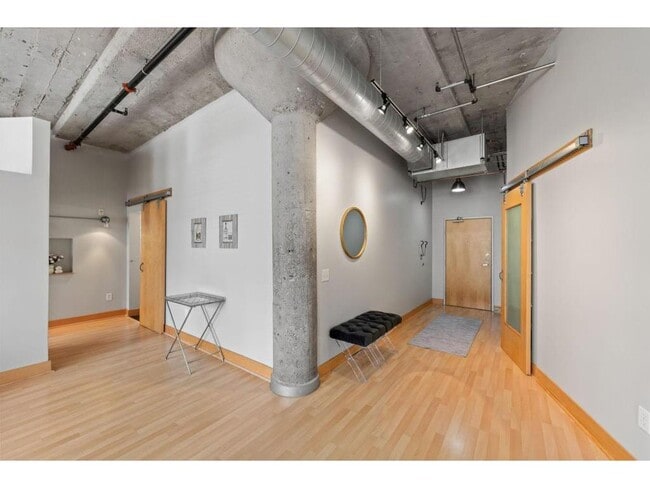 Building Photo - 918 N 3rd St
