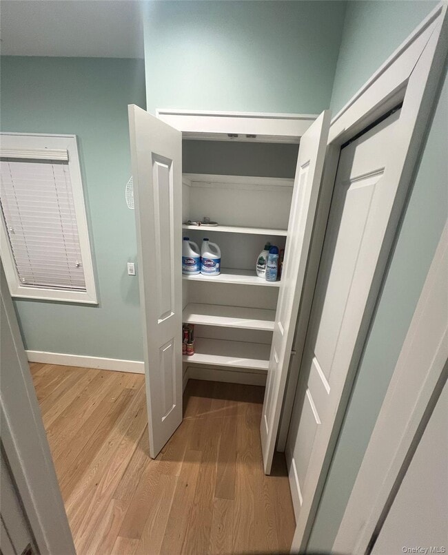 Building Photo - 69 S Bay Ave