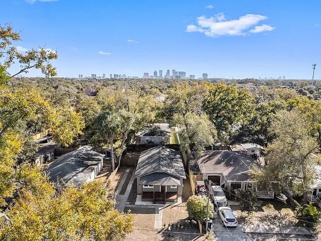 Building Photo - Fully Remodeled Tampa Heights Bungalow | Brand New Luxury Living Near Downtown Tampa!