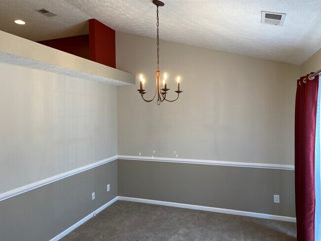 Dining room - 709 Warmstone Ct