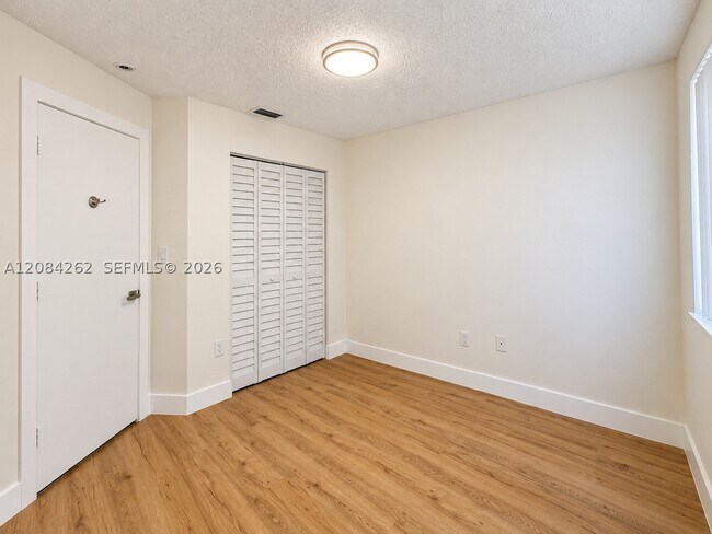Building Photo - 8745 SW 152nd Ave