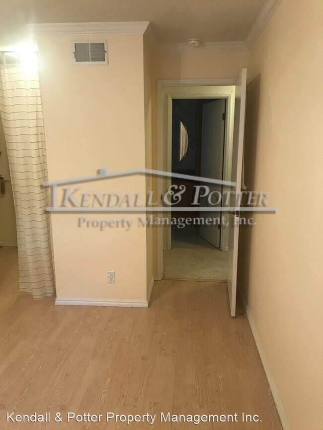 Building Photo - 2 br, 1 bath House - 1114 Sutherland #1
