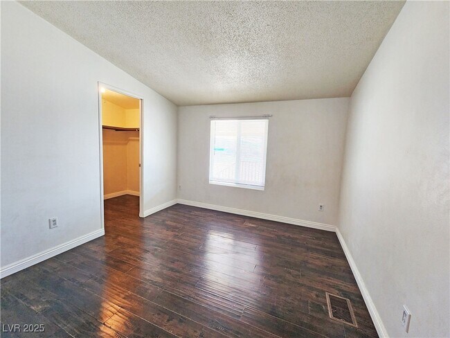 Building Photo - 1270 Landmark Ave