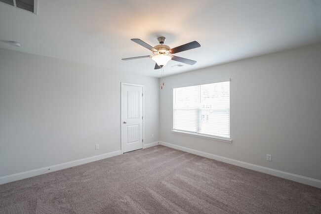 Building Photo - Coming Available!