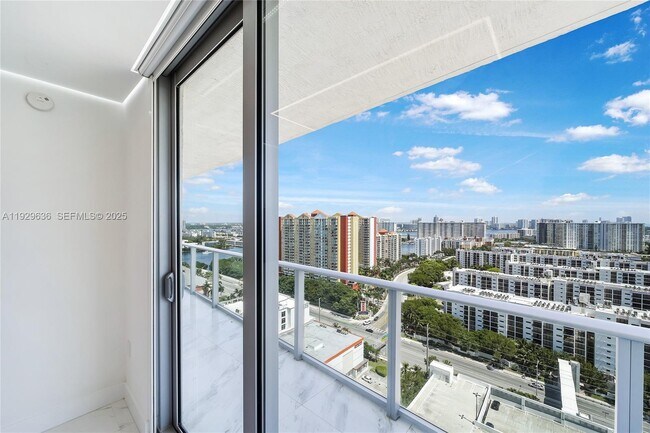 Building Photo - 300 Sunny Isles Blvd