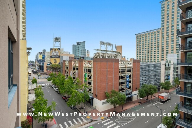 Building Photo - 530 K St