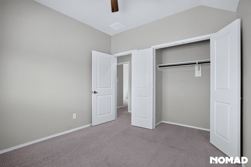 Building Photo - 5054 Klein Orchard Dr