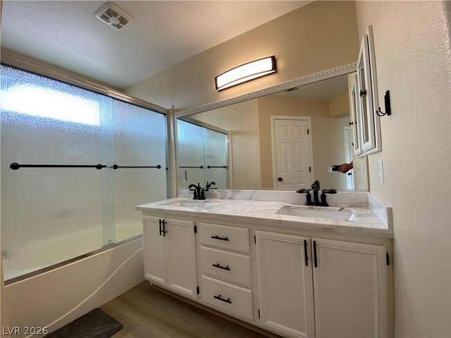 Building Photo - 10549 Cedar Run Ct